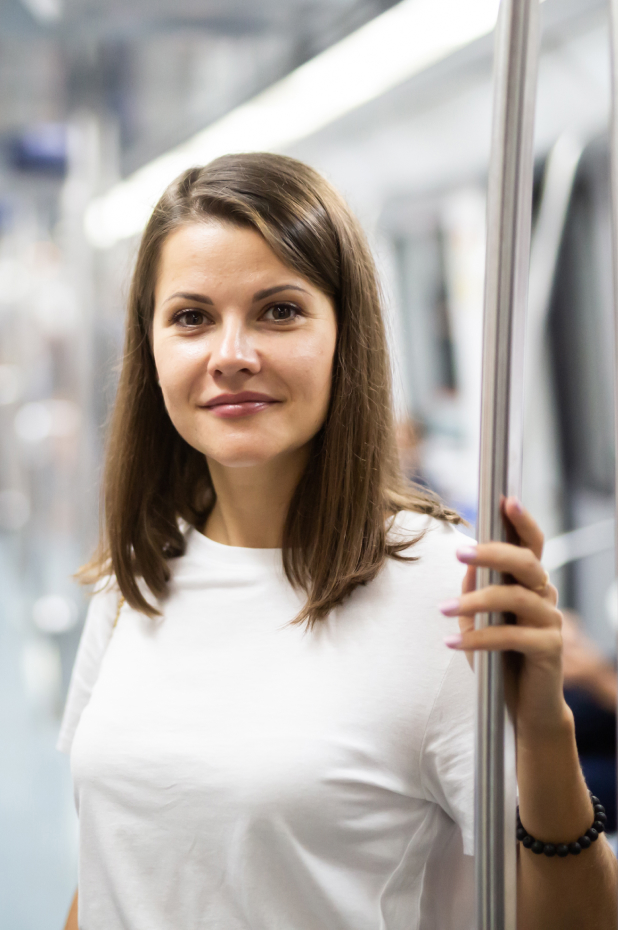 Celle qui alterne voiture et transports selon ses horaires